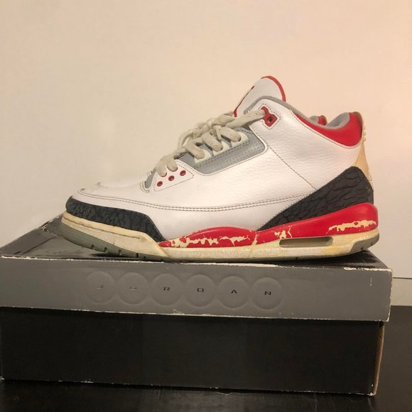 Nike Retro Jordan 3 Fire Red (2007) - Picture 2 of 5